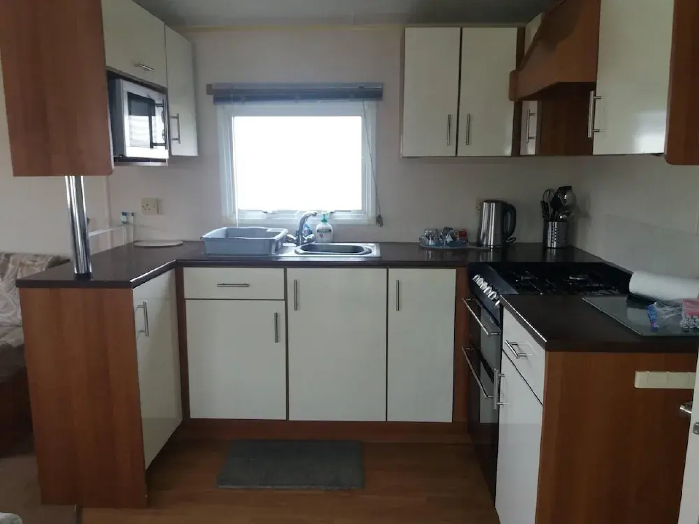 Beautiful 3-bedrooms Static Caravan Holiday Home