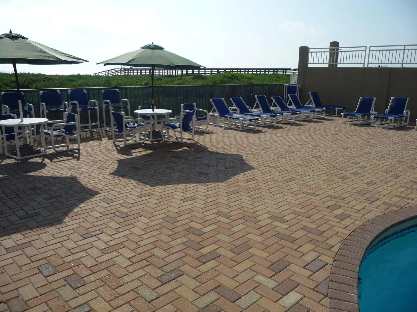 Inner Island Condos by Island Services