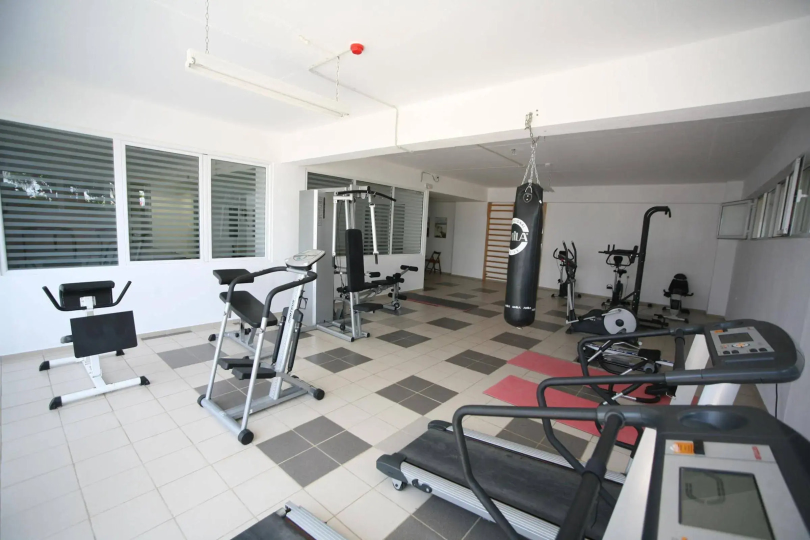 Отель Mediterraneo