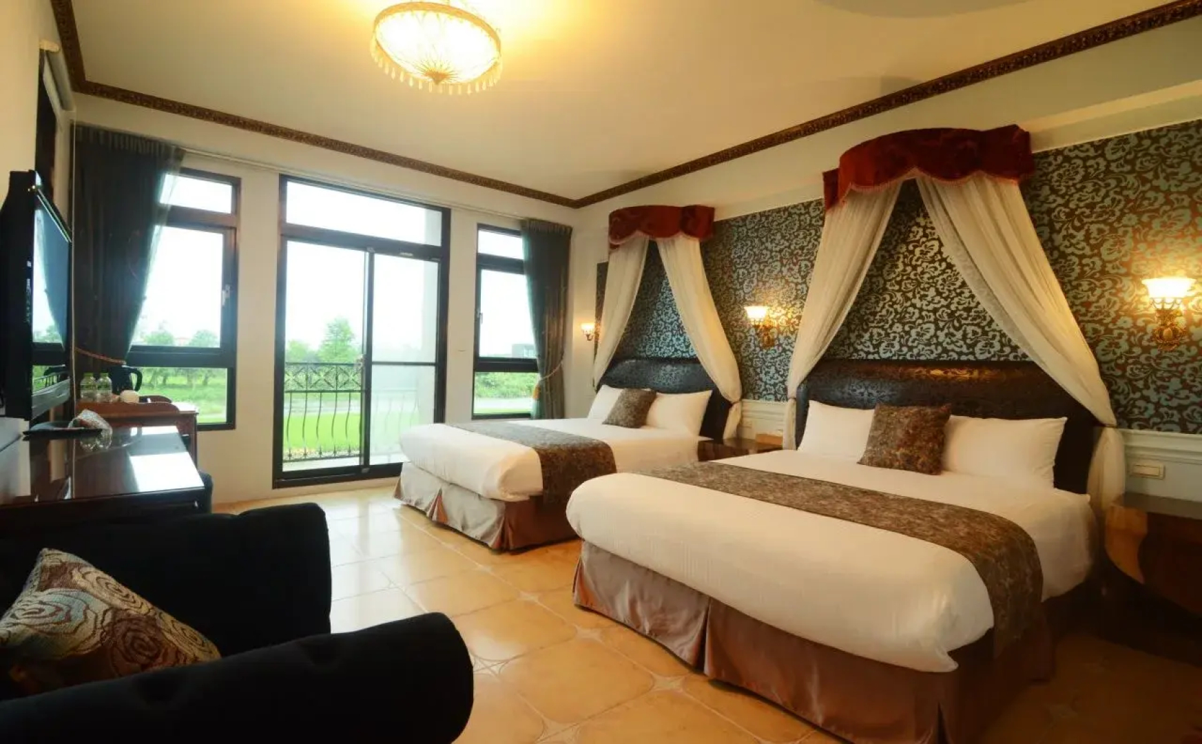 Full Sweet Inn
