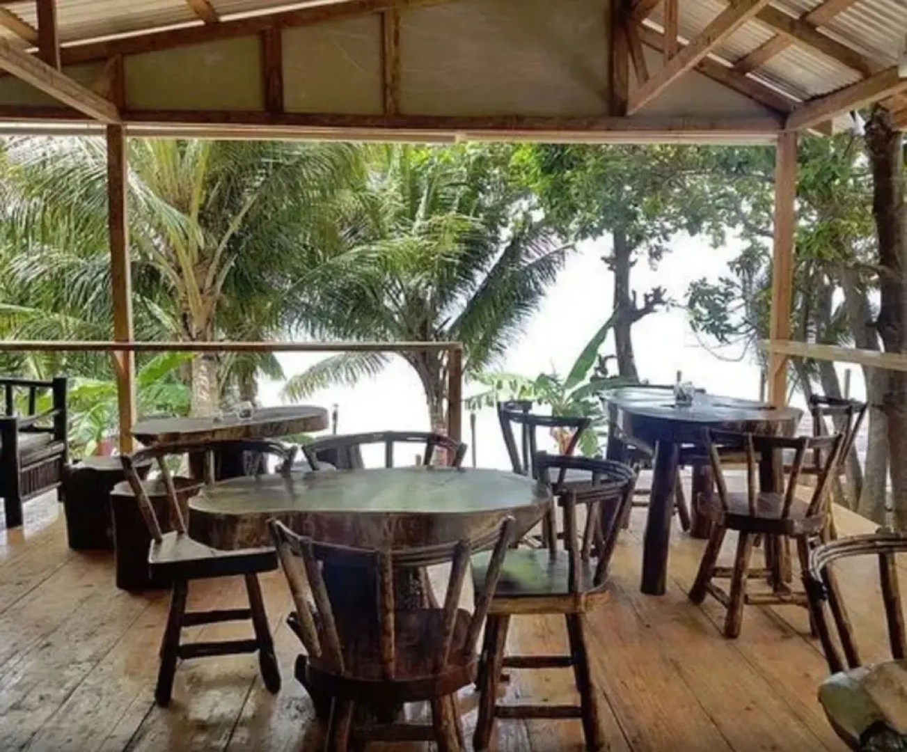 Las Palmeras Hotel