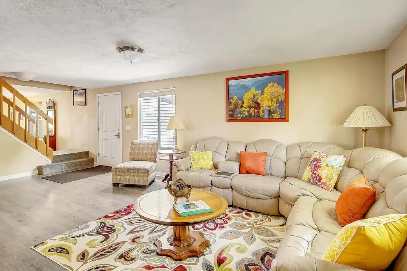 Ideally Located Westminster Home - Sleeps 13