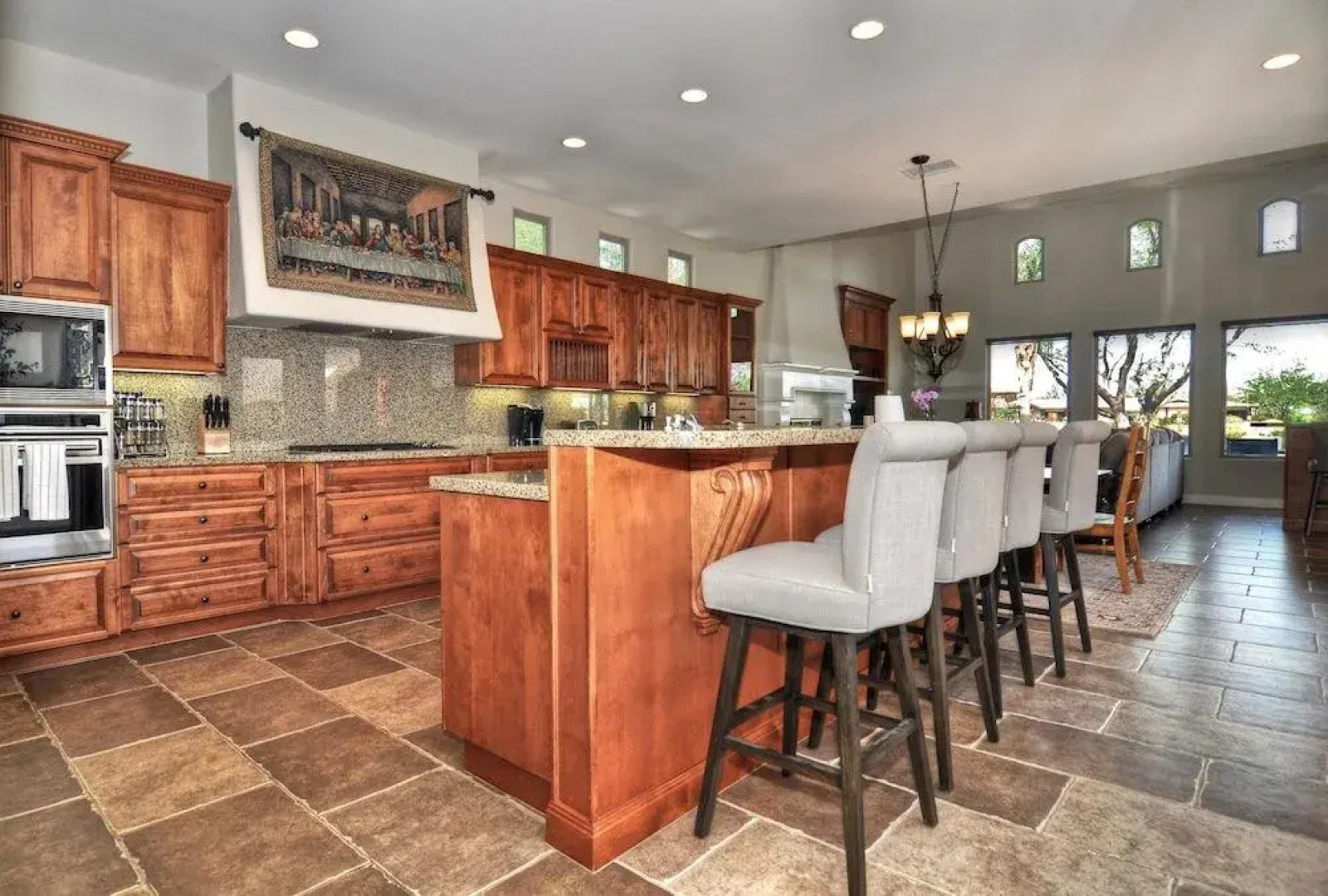 Spectacular Lakefront Estate