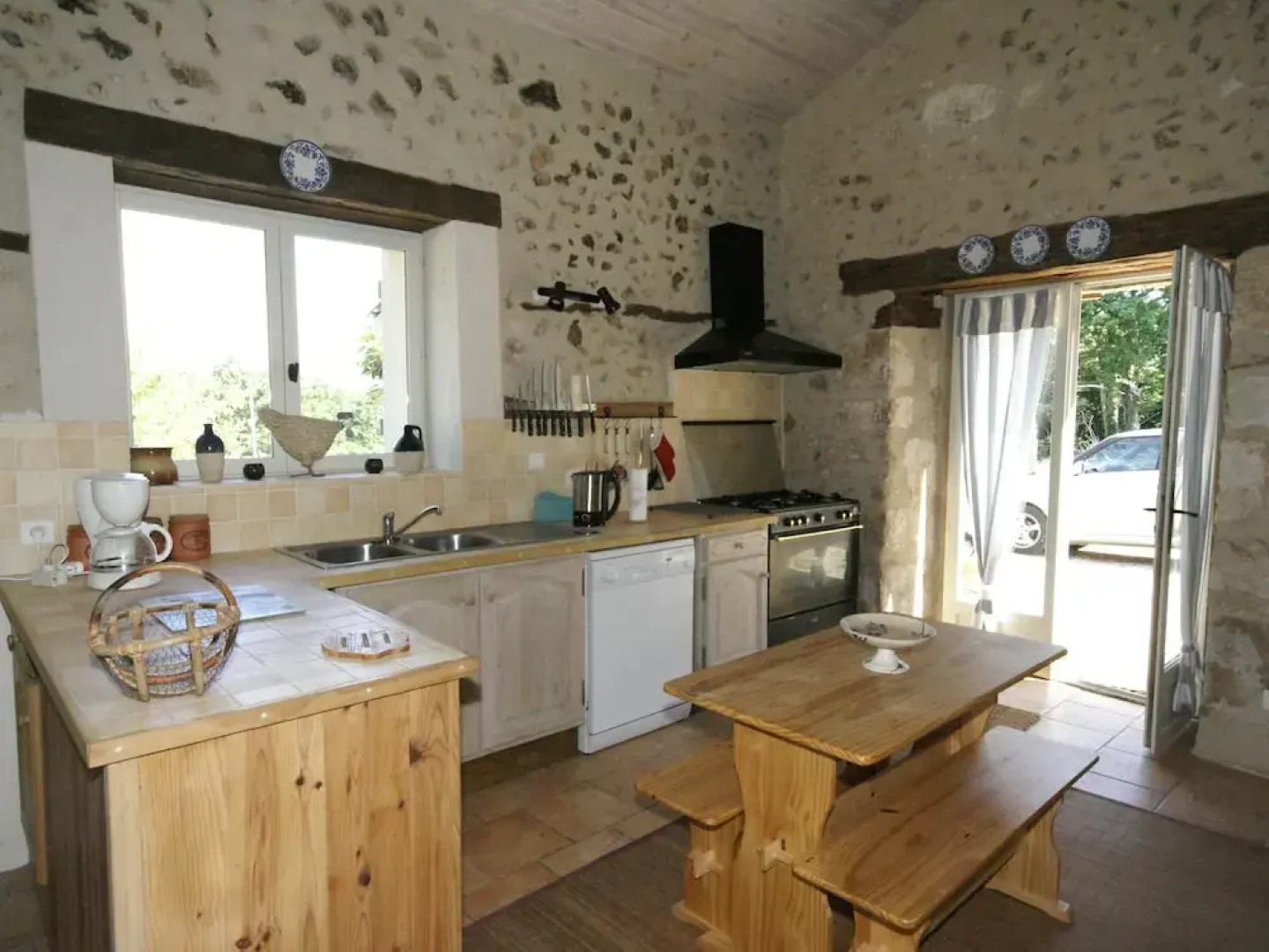 Tastefully Decorated House in Quiet Surroundings of Manzac-sur-vern