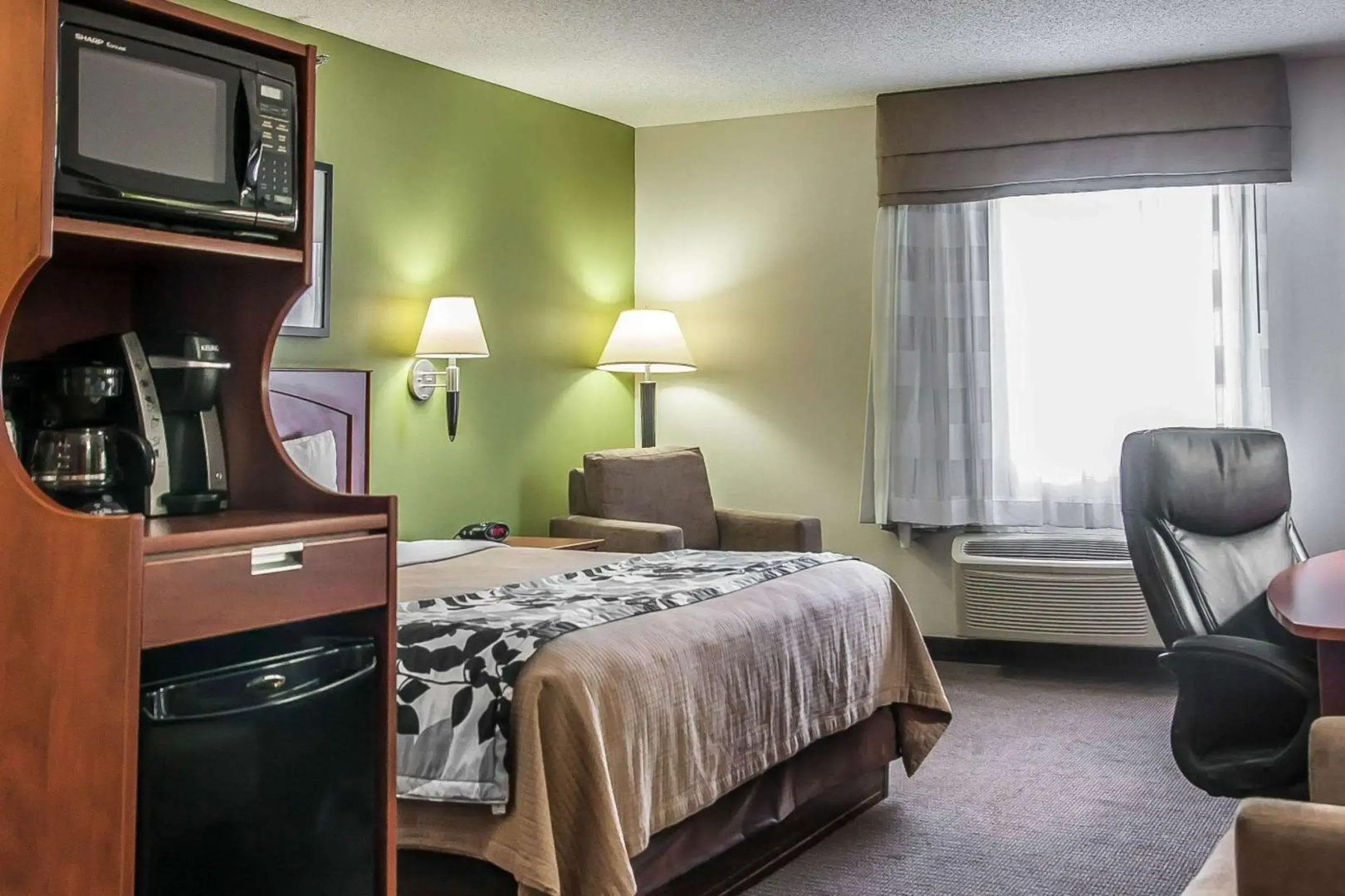 Sleep Inn & Suites Conference Center and Water Park