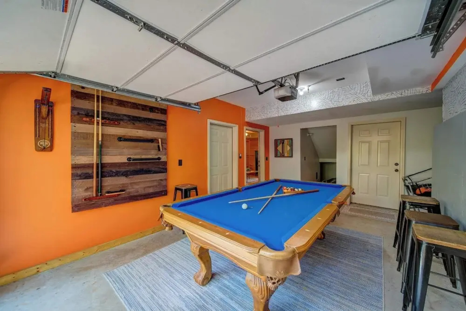 Buck Valley Lodge Mountain Getaway!