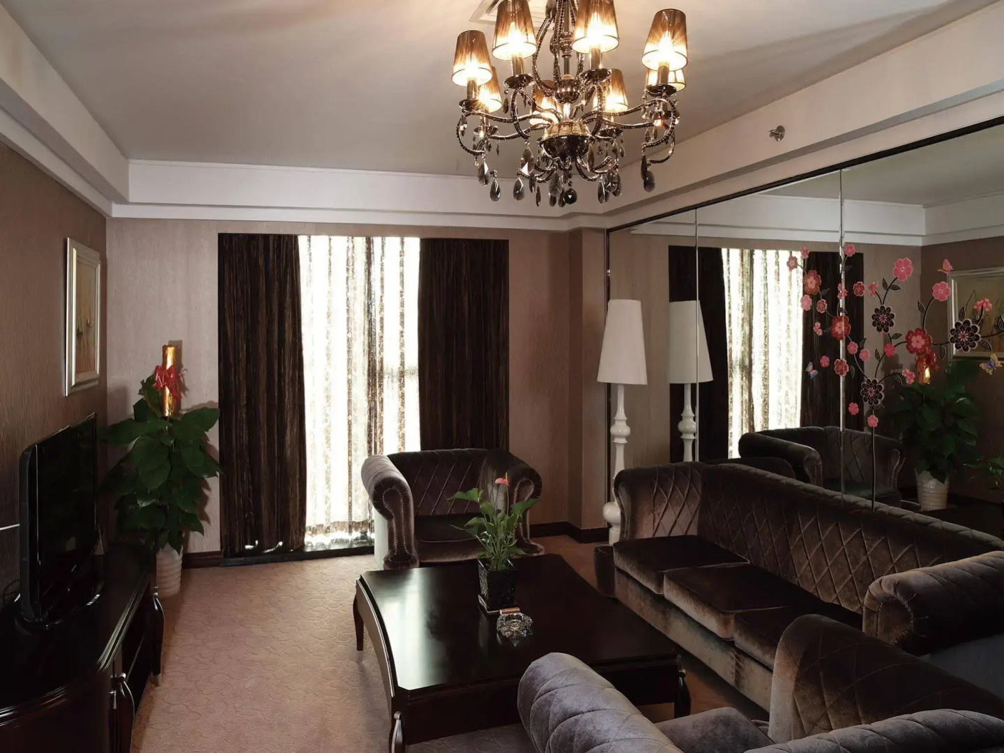 Hopesky Luxury Hotel