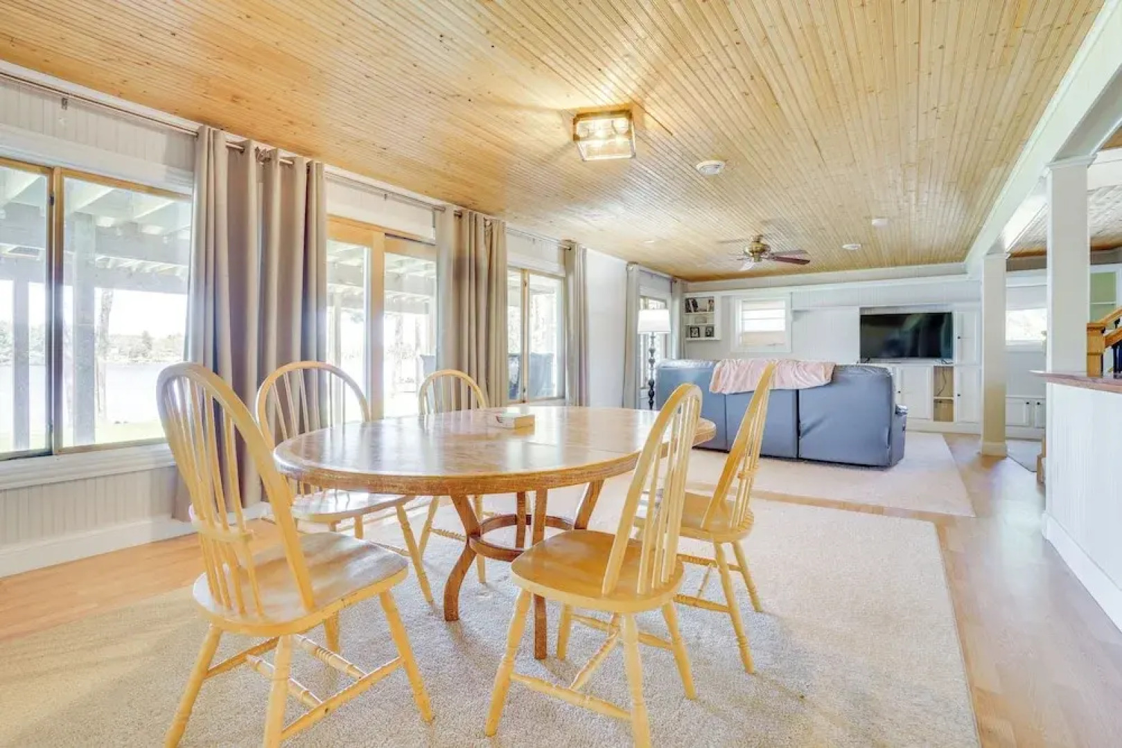 Spacious Lakefront New Auburn Home w/ Sunroom