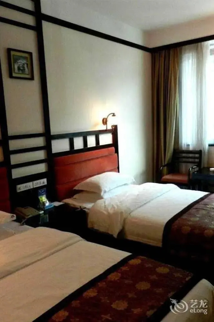 Yangshuo Huating Holiday Inn