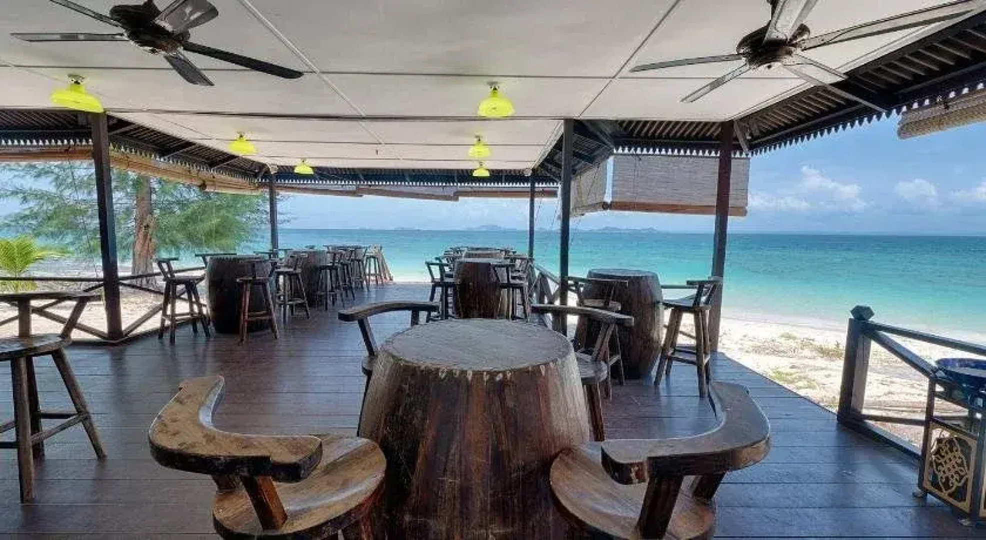 丰盛港TAd海港度假酒店(TAd Marine Resort Pulau Tinggi)