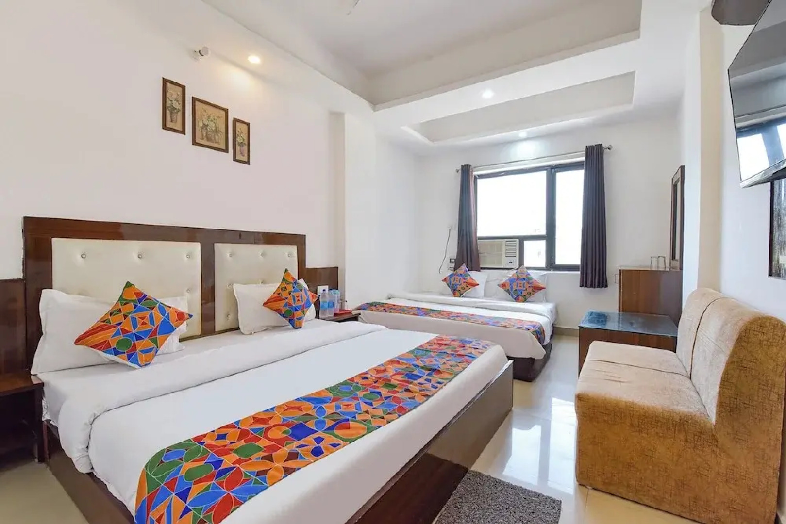 Fabhotel Nakshatra Palace