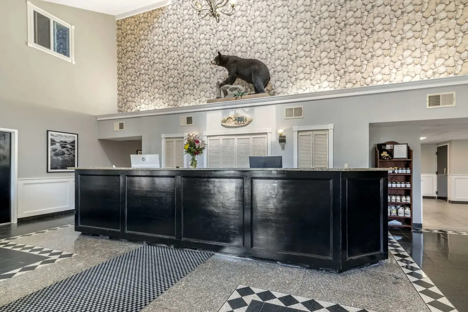 Black Bear Inn, an Ascend Collection Hotel