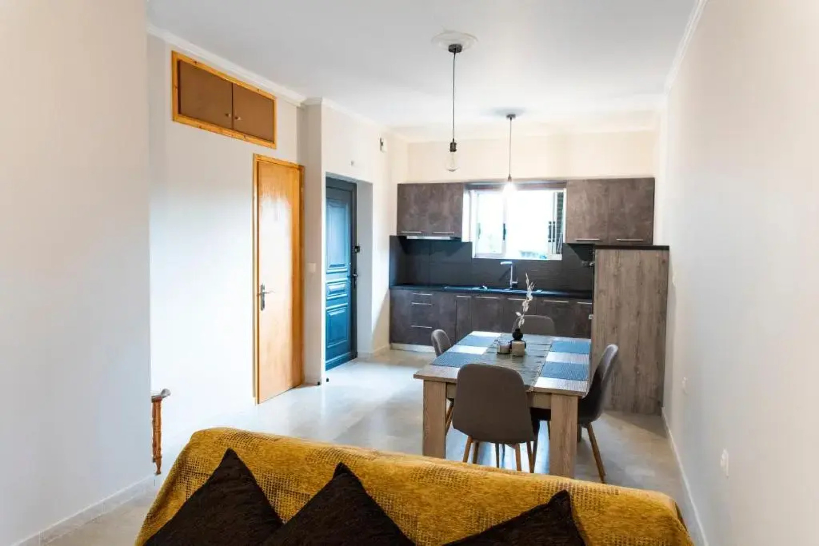 Walnut home apartment near Ancient Olympia