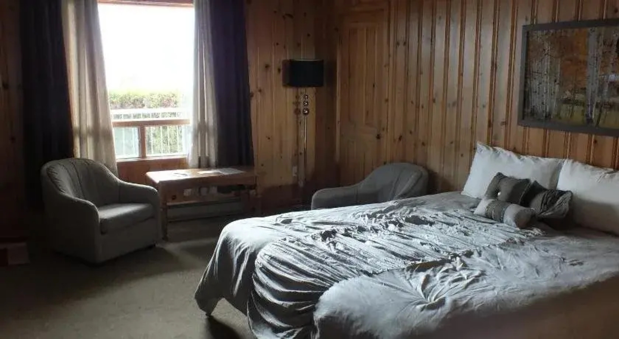 Hotel La Roche Pleureuse