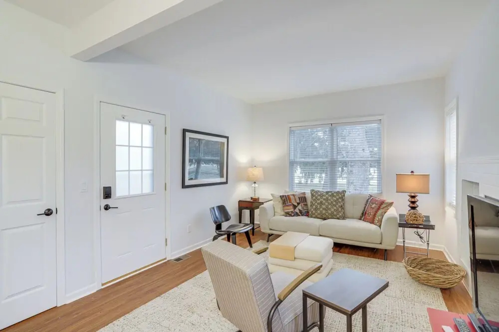 Walk to Lake Michigan - South Haven Condo!