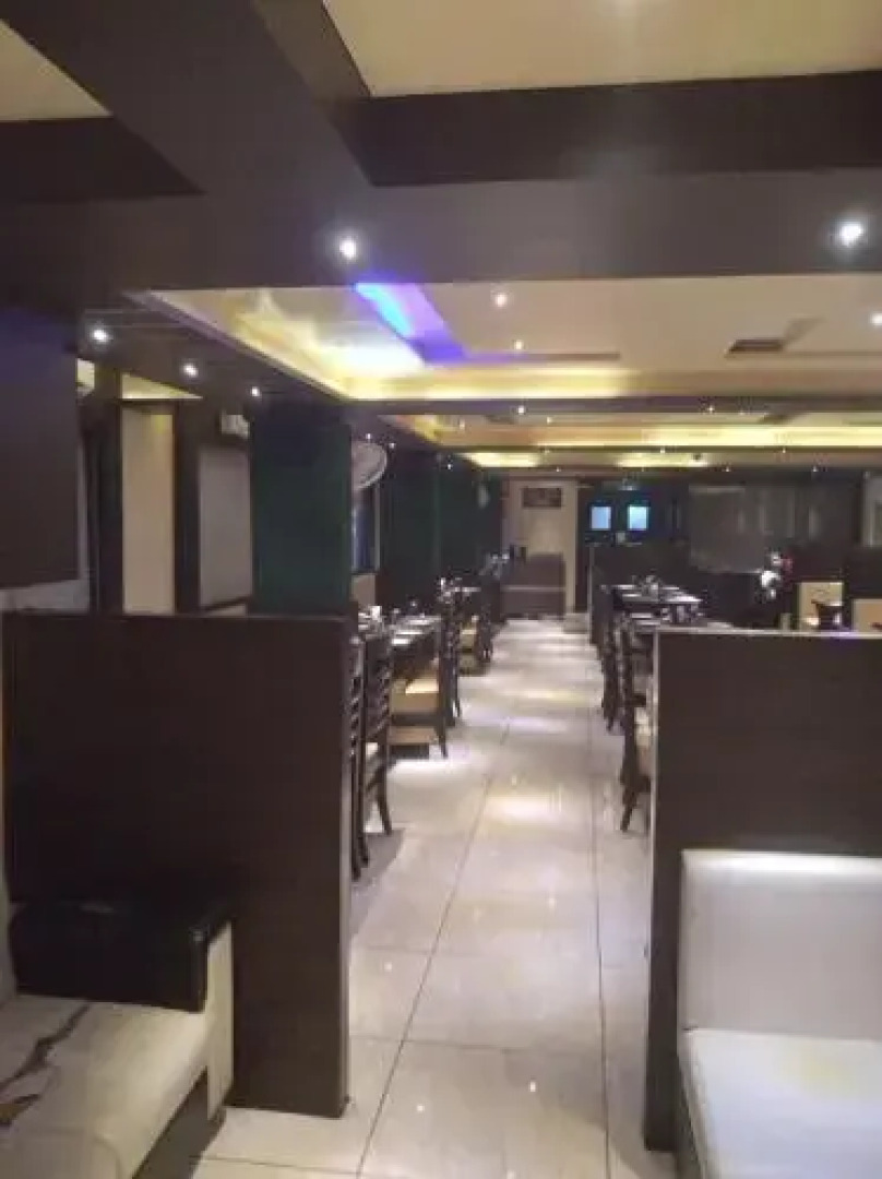 Capital O 82556 Hotel Pride