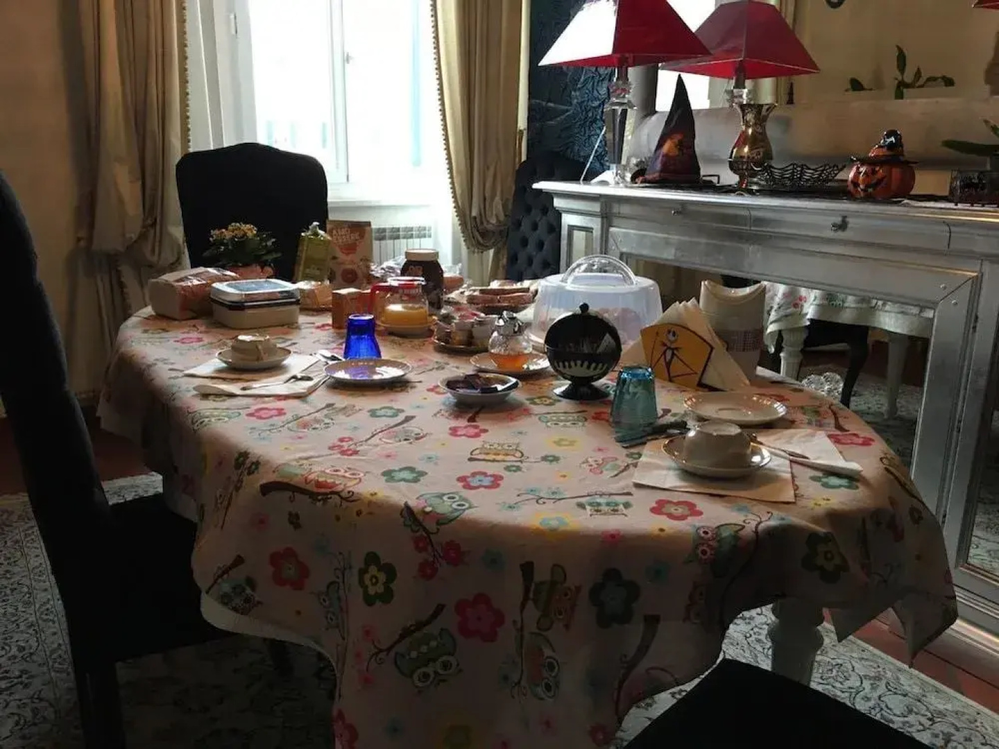 L'Ora delle Streghe Charme and Design b&b