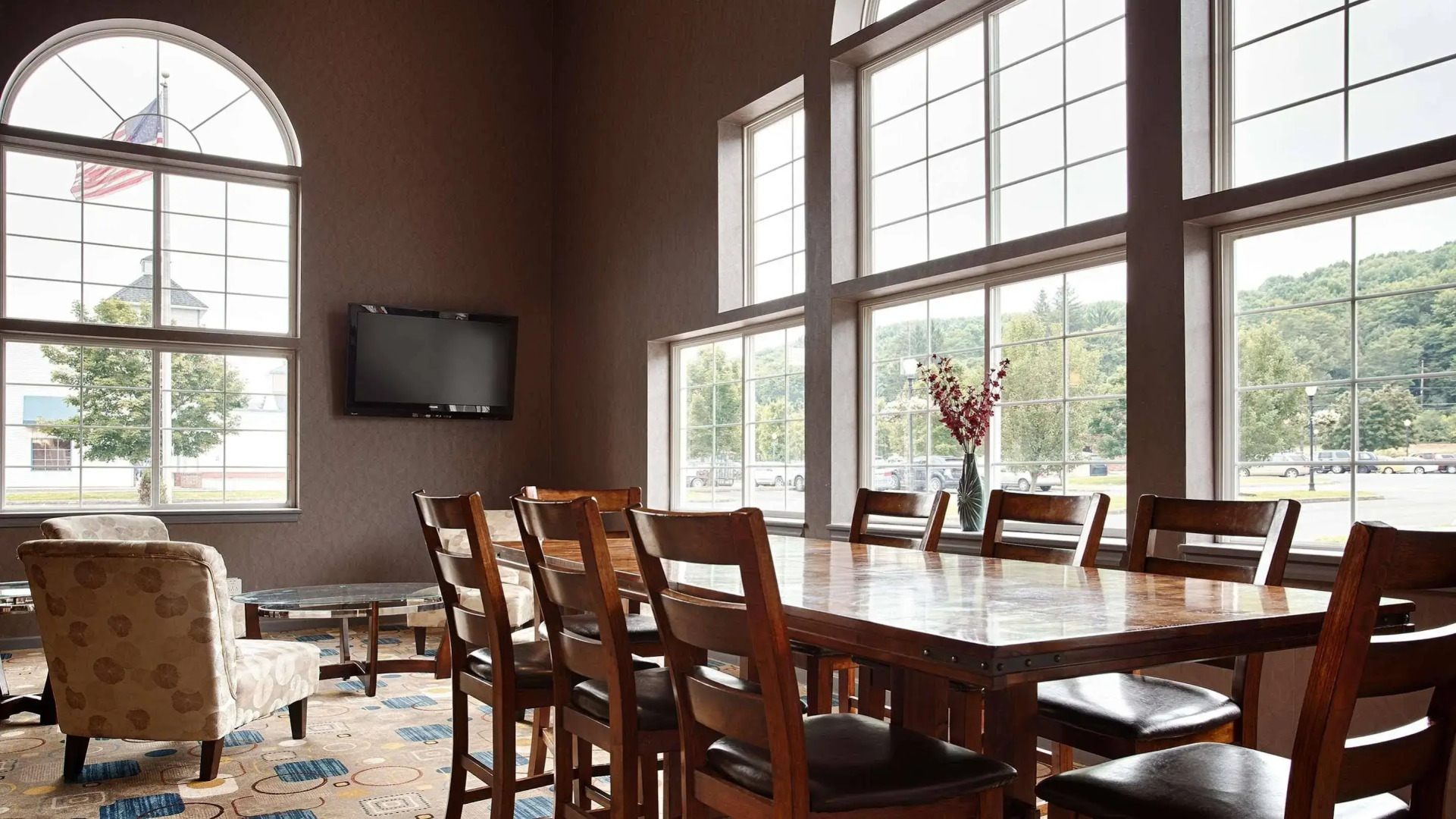 Best Western Cooperstown Inn & Suites