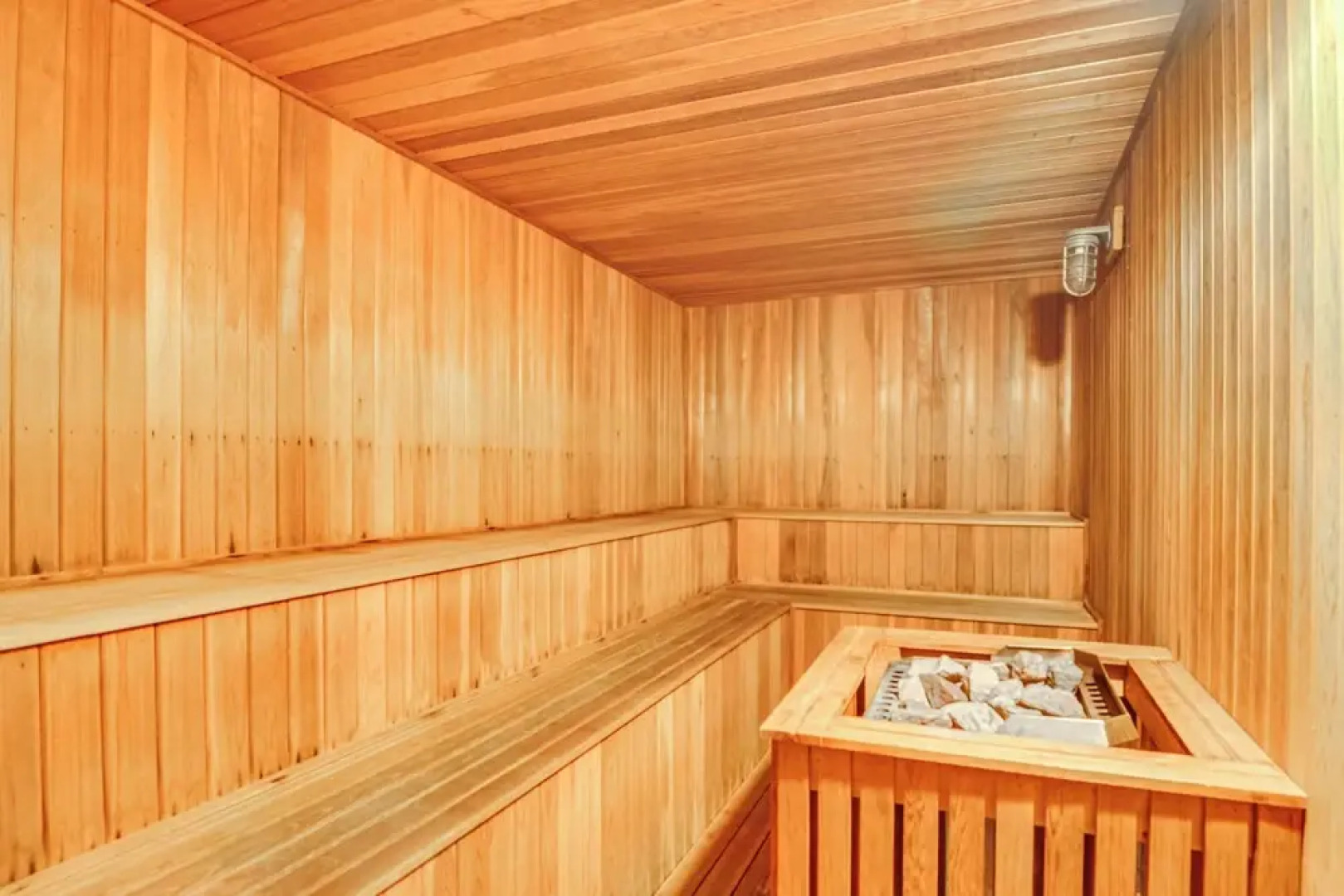 Bartlett Condo: 1 Mi to Attitash Mountain Resort!