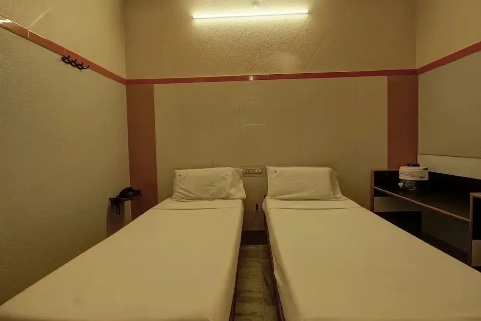 Vasantham Inn By OYO Rooms