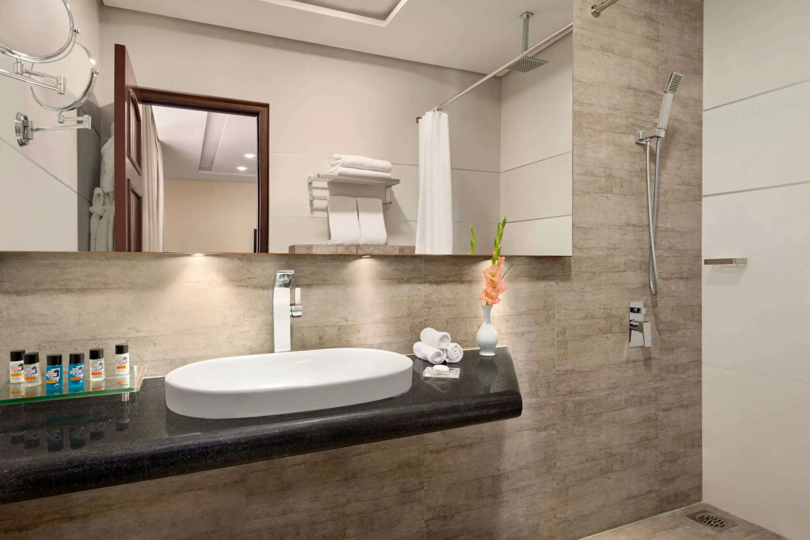 Ramada by Wyndham Lahore Gulberg II