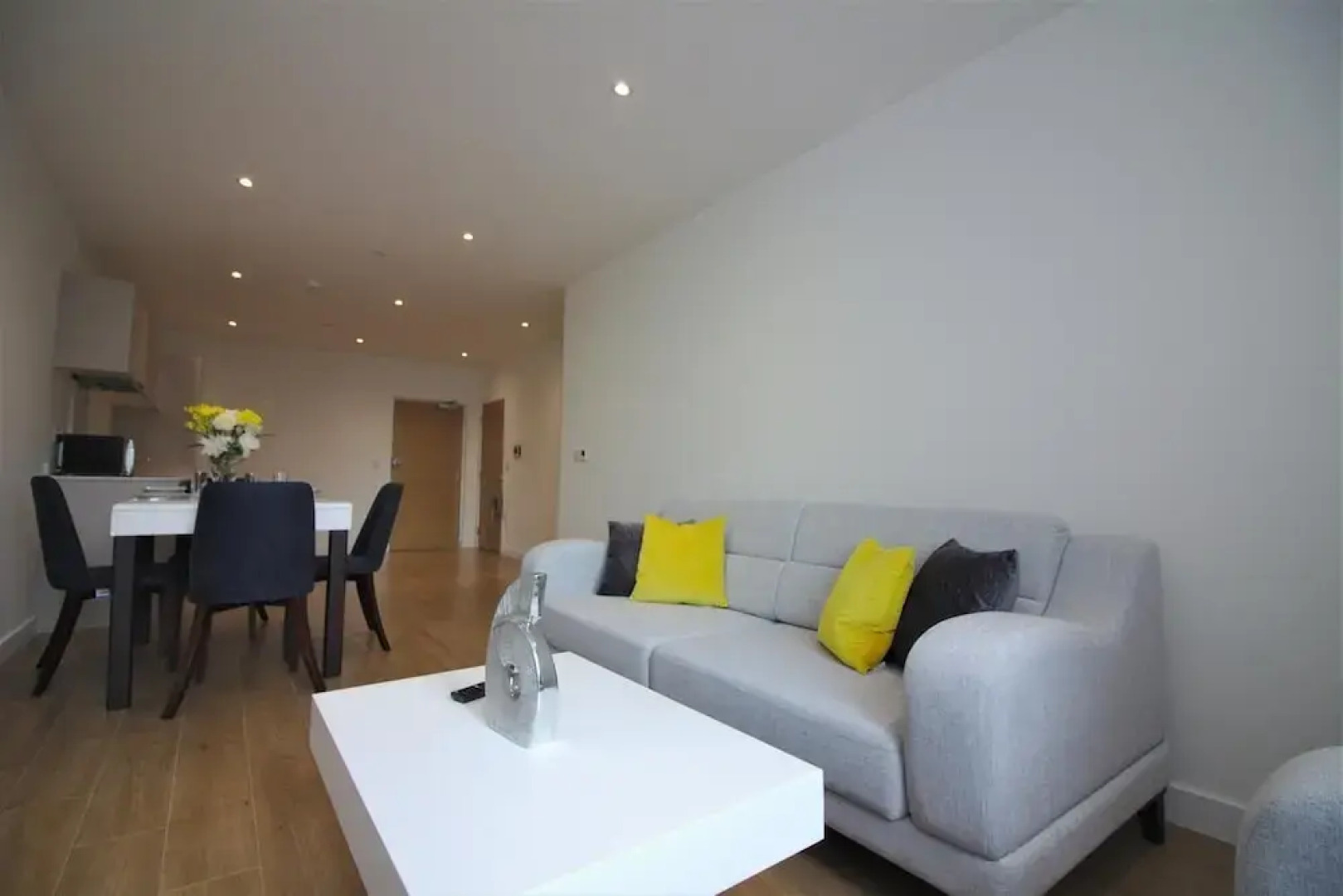 Braybrooke Apartments