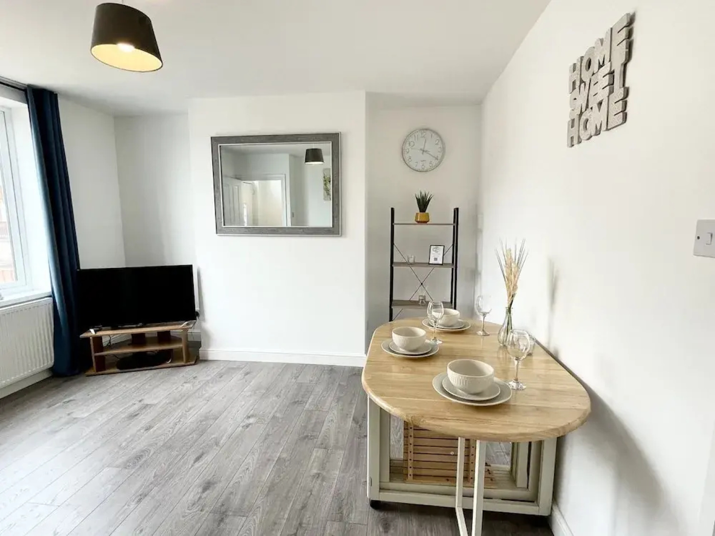 Worksop Newly Refurbished 3-bedroom House