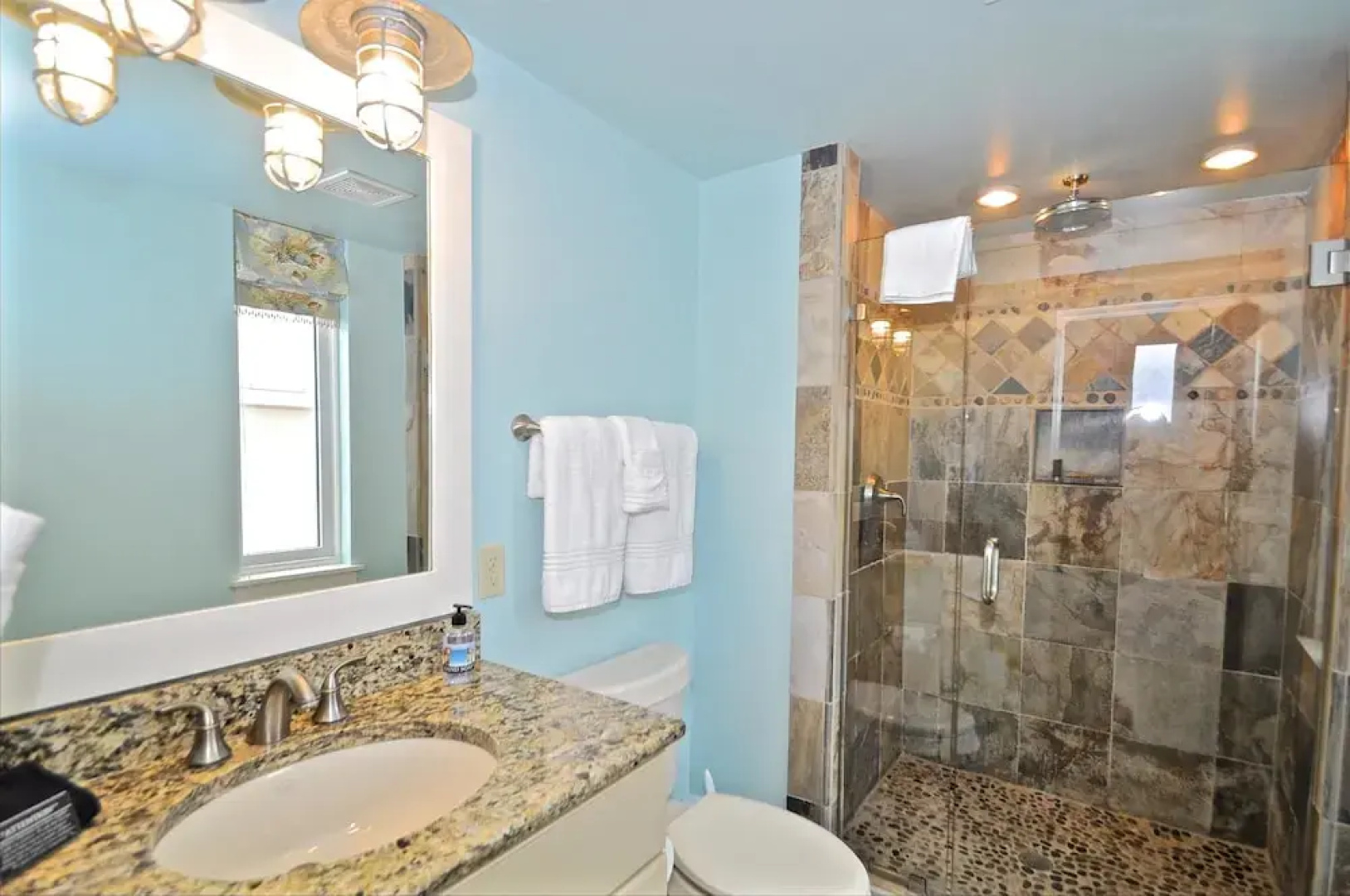 Six Palms Dreamin 2 Bedroom Condo By Coastal Dreamin