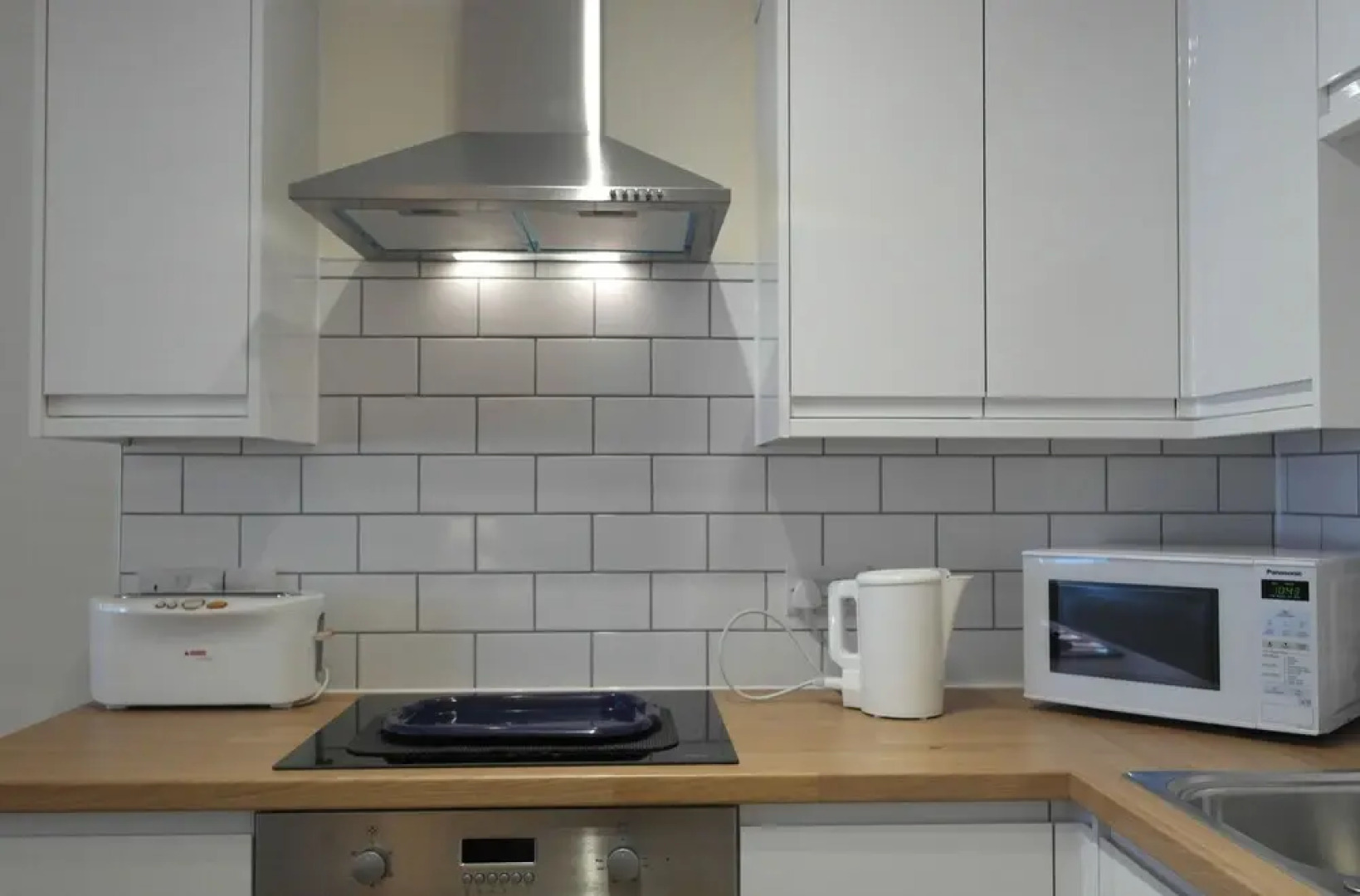 Hatton House , Midhurst 489514