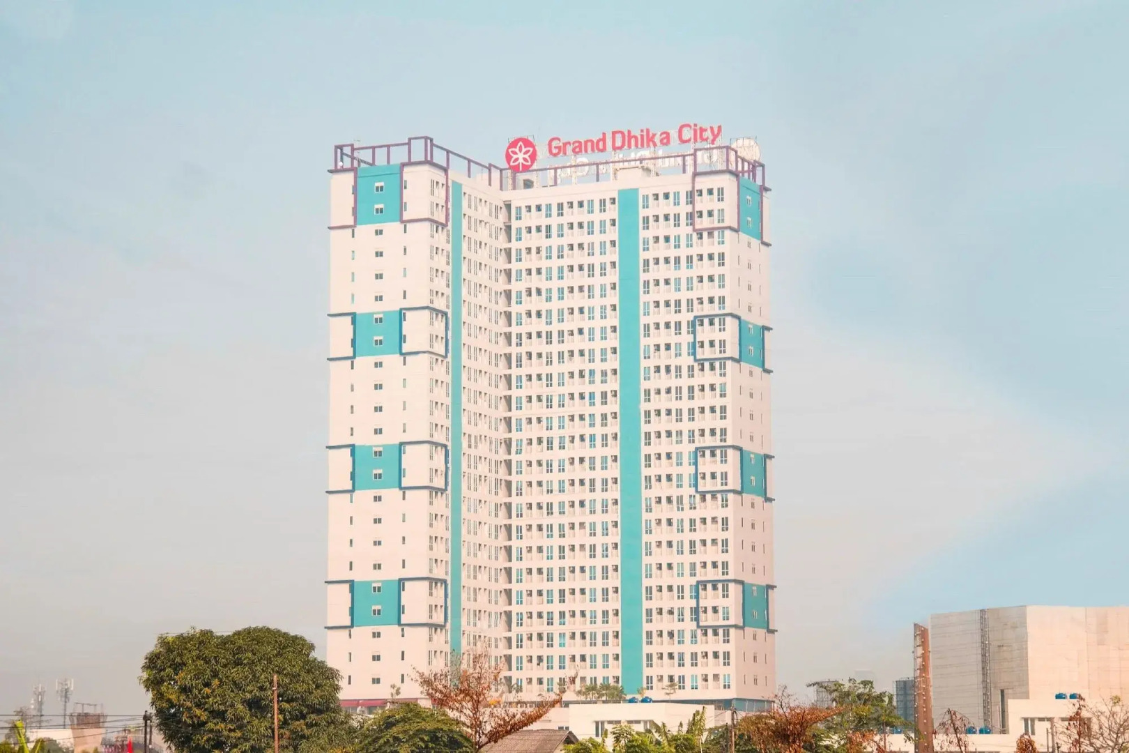 OYO Flagship 755 Appartel Grand Dhika City