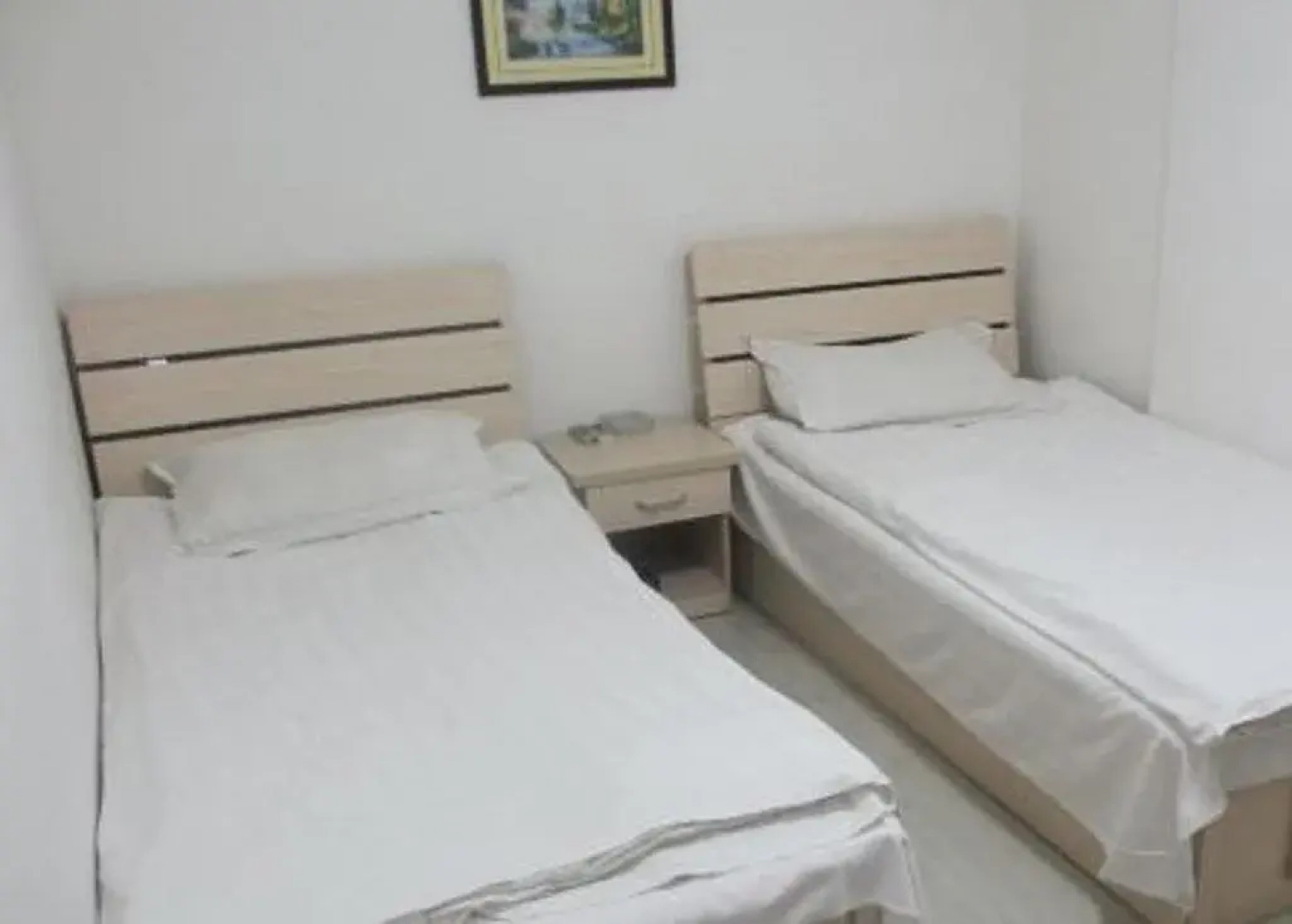 Dandong Kuandian Express Hotel