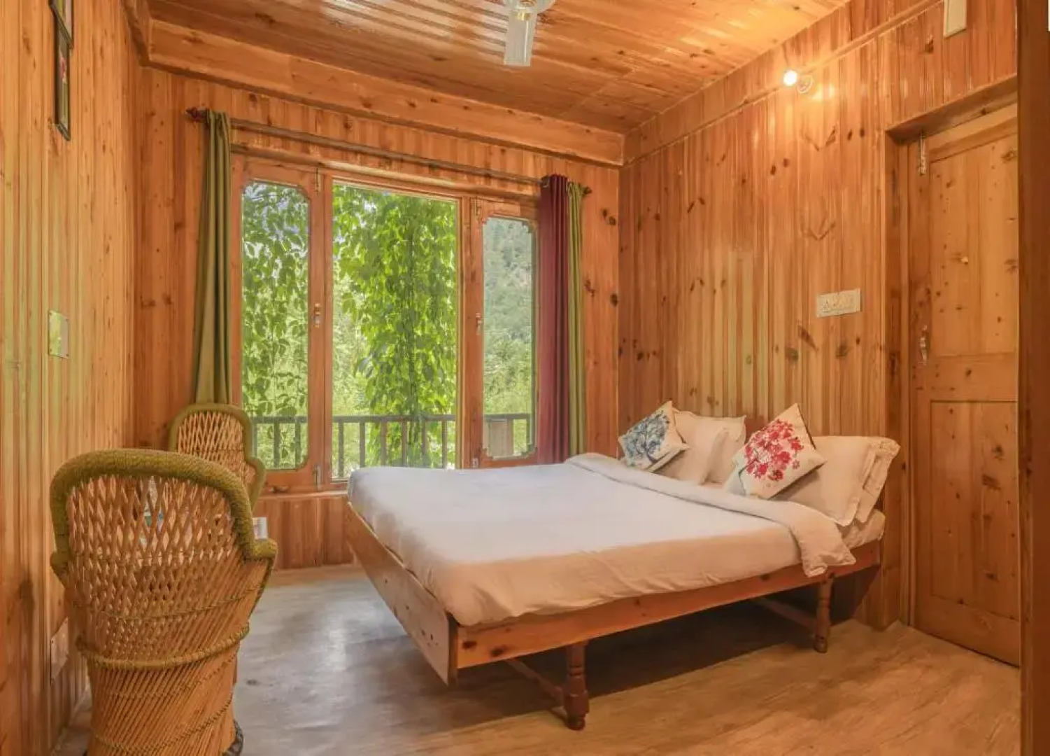 Sharda Resort-Tirthan Valley