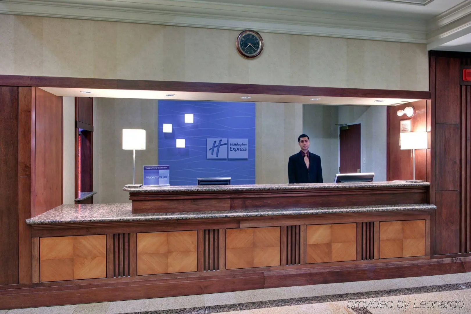 Holiday Inn Express & Suites Milton by IHG