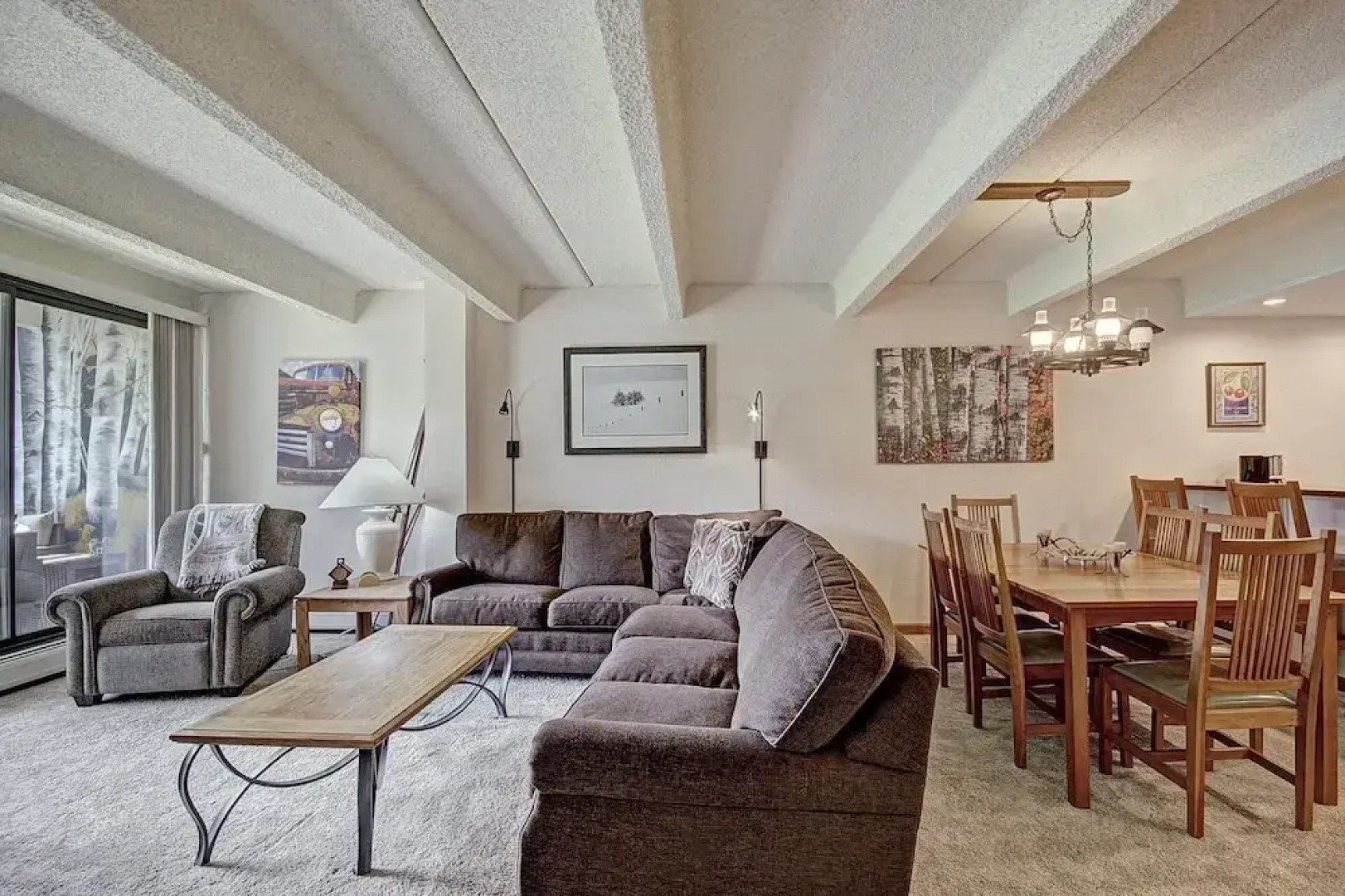 Wheeler House Spacious East Village Condo, Easy Walk to Super Bee - WH104 by Redawning