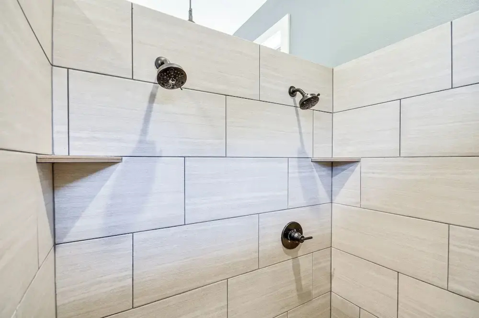 Spacious Oregon Home w/ Fire Pit & Grill!