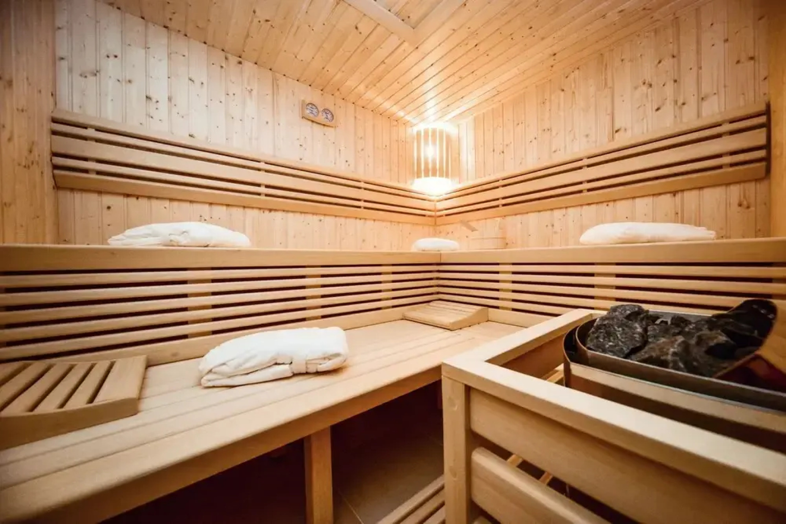 Villa Mary with pool and Sauna