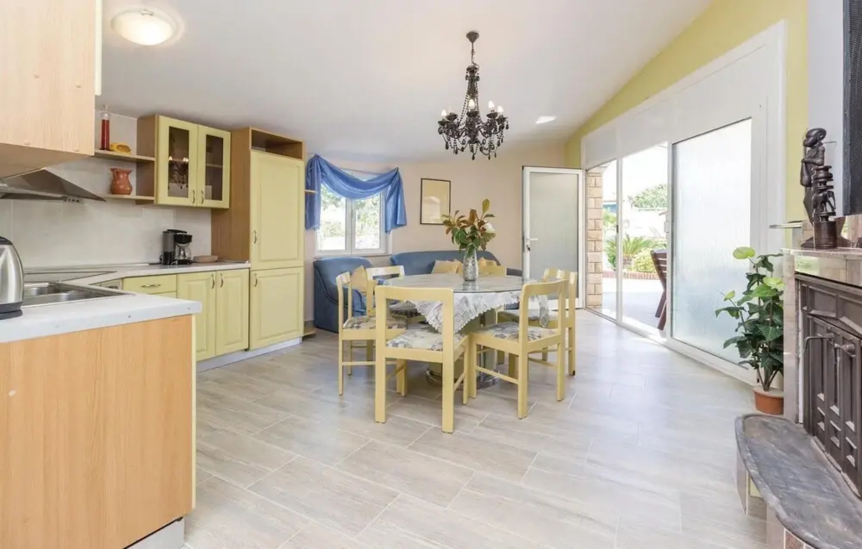 Beautiful Home in Vir With Wifi and 5 Bedrooms