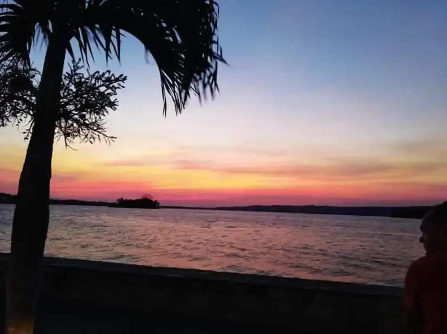 Chaltunha Hostel Flores Island