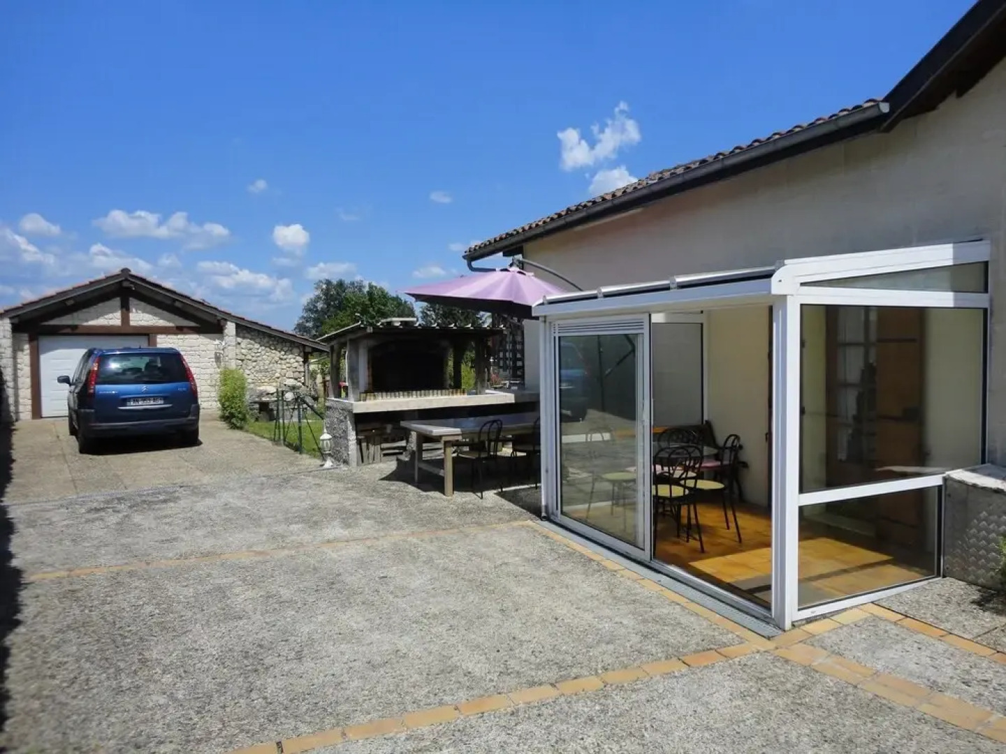 House With one Bedroom in Carbon-blanc, With Wonderful City View, Encl