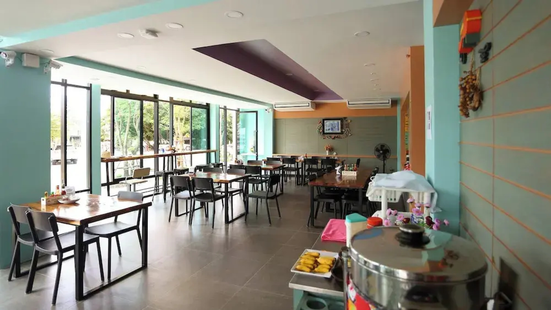 ToffyHome Hotel