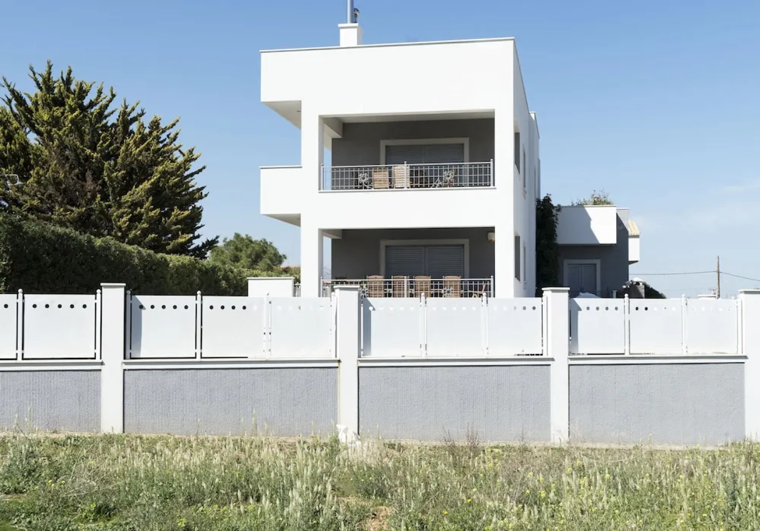 Villa d'Irene-near athens airport , 200 meters from the beach davis