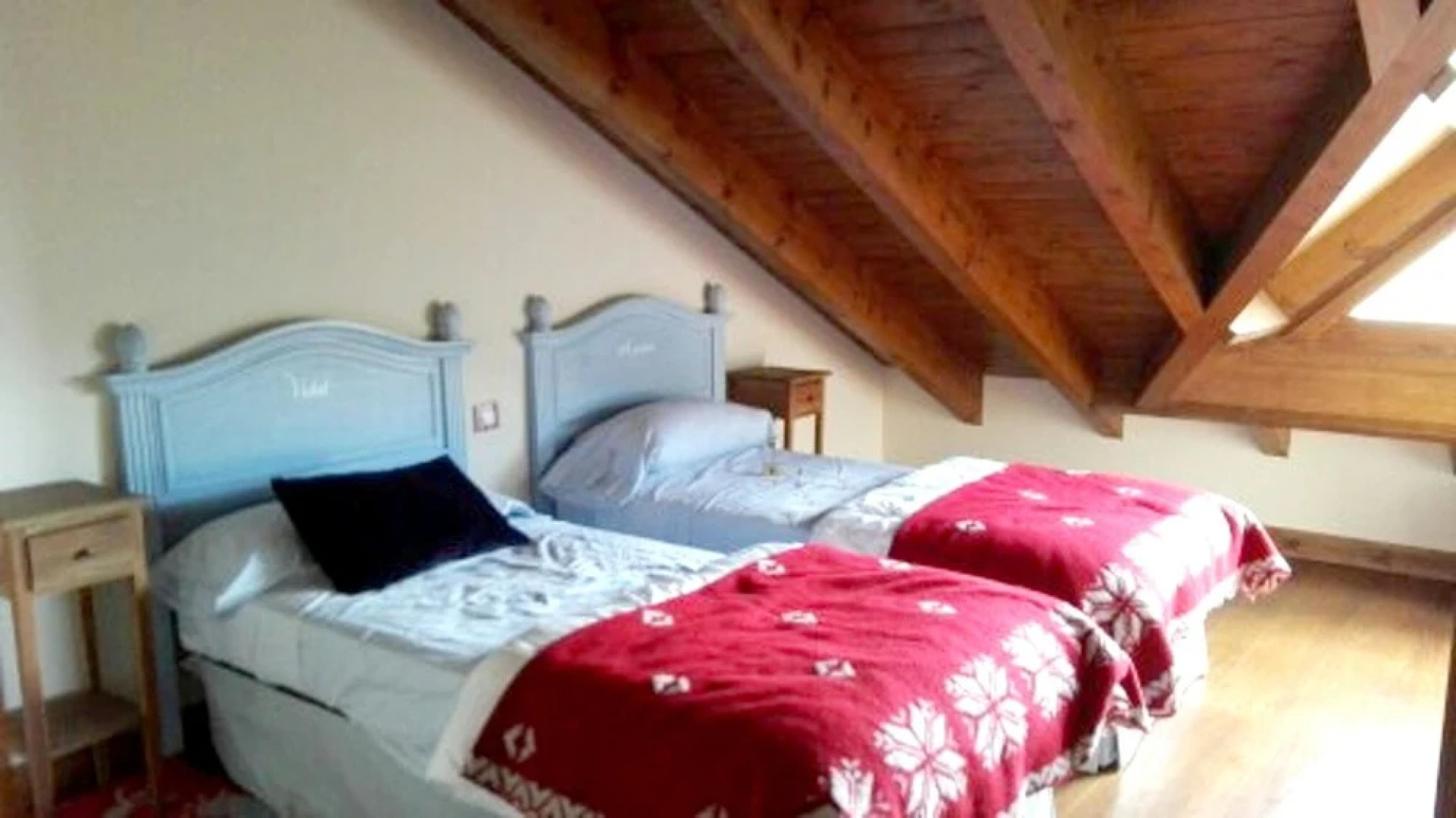 House With 3 Bedrooms in Age, With Wonderful Mountain View, Pool Acces