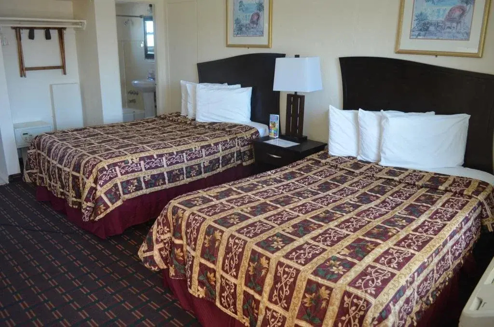 Sunrise Inn On The Beach