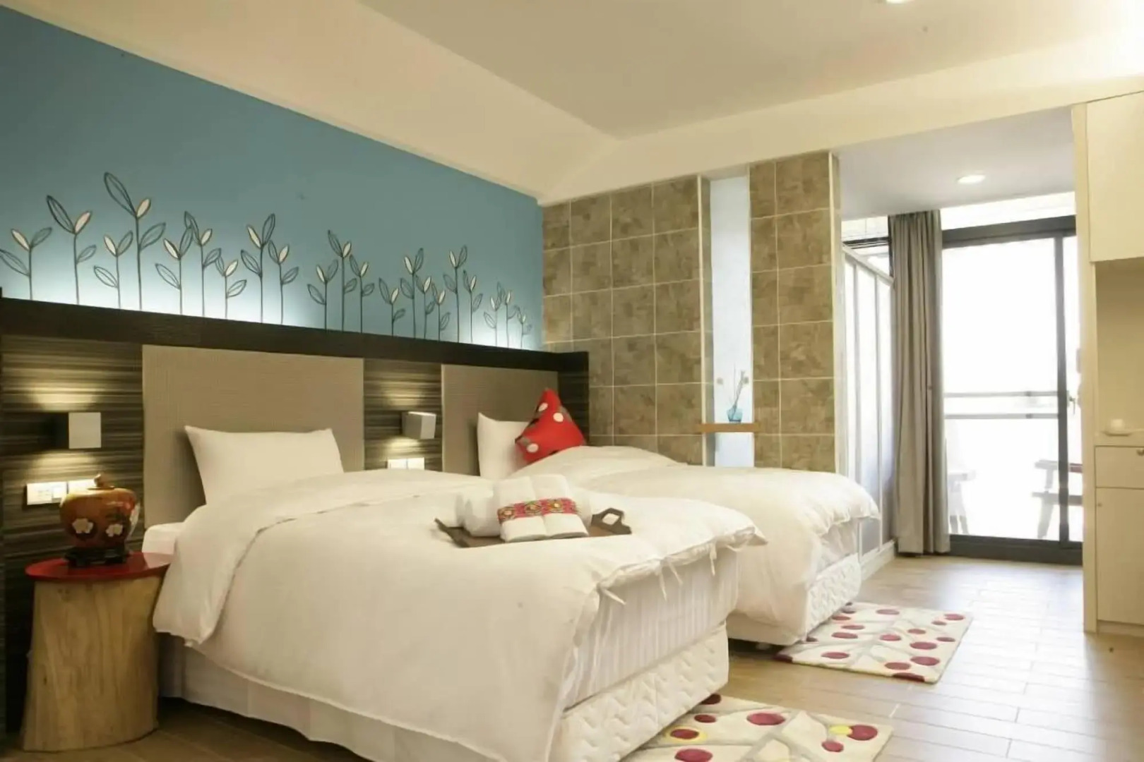 Applause In The Mountain