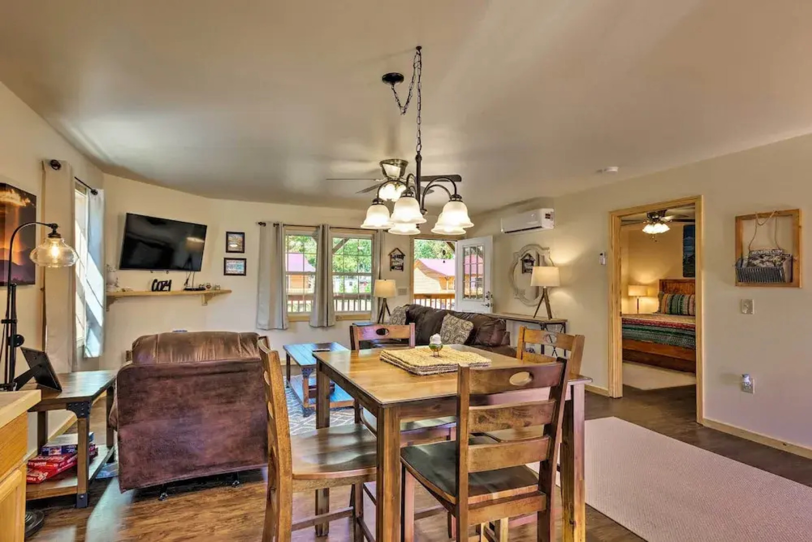 5 Mi to Dtwn: Bryson City Cabin w/ Resort Perks!