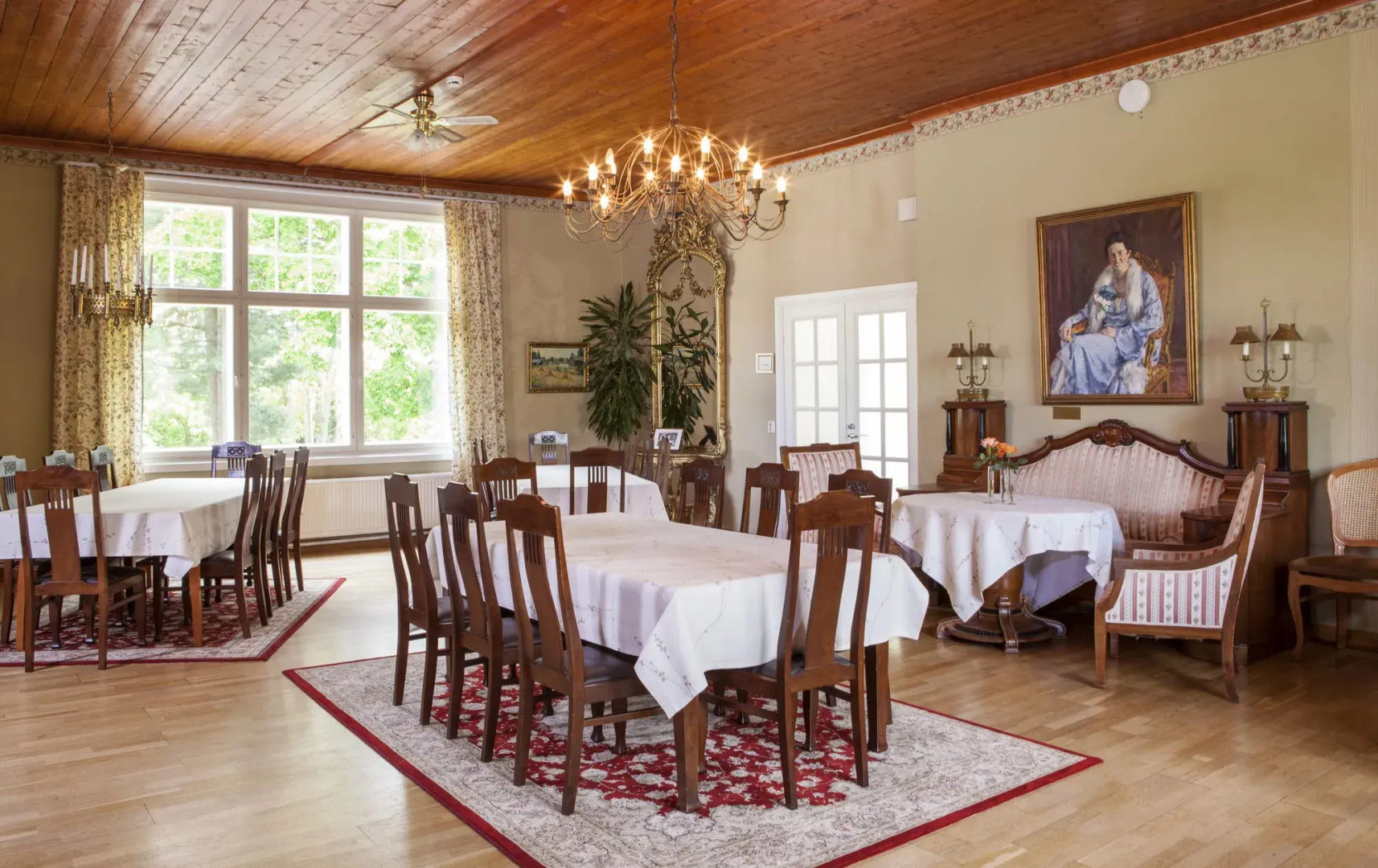 Backby Manor