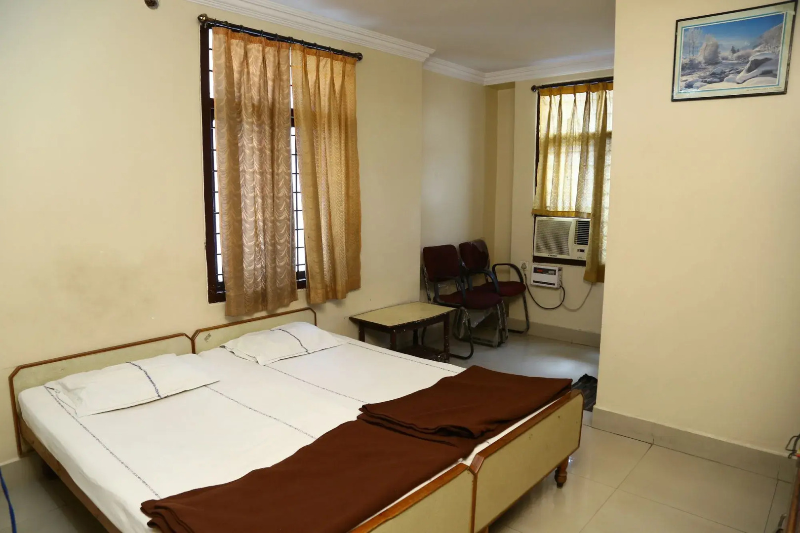 Sai sri Krishna Deluxe Lodge