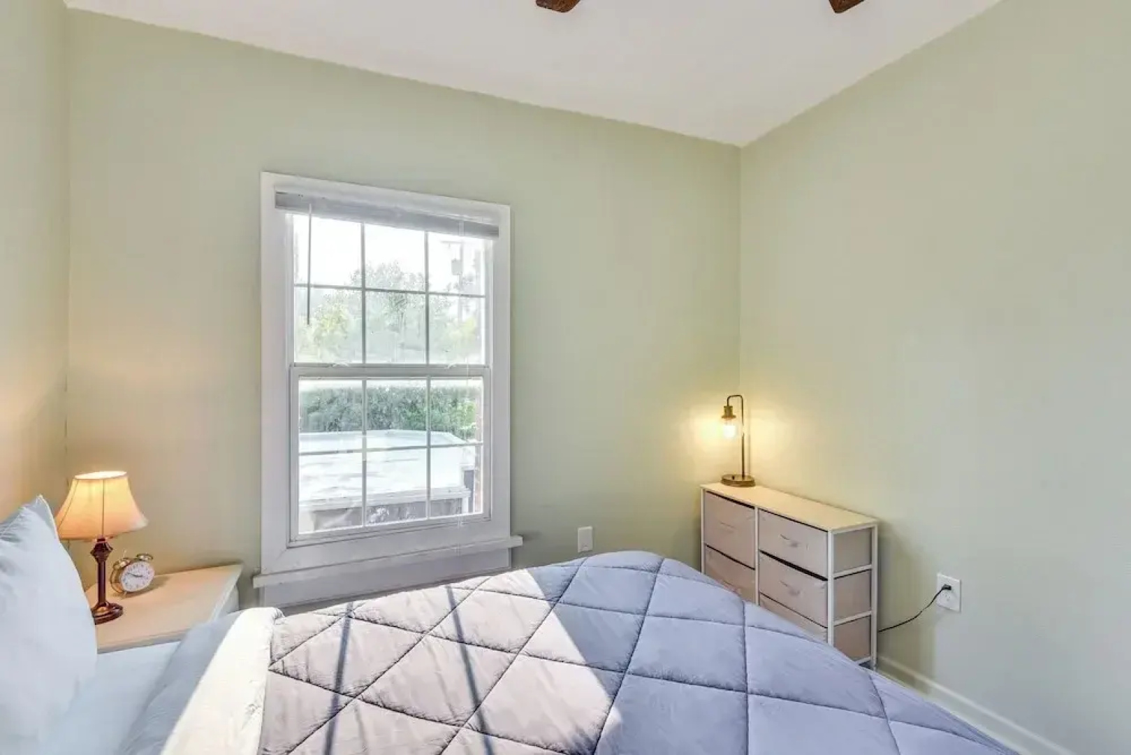 2 Mi to Warren Dunes - Bright Sawyer Apartment!