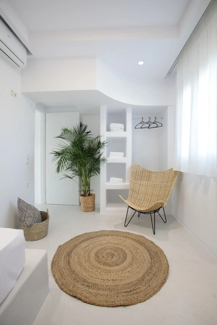 Iphimedeia Apartments & Suites