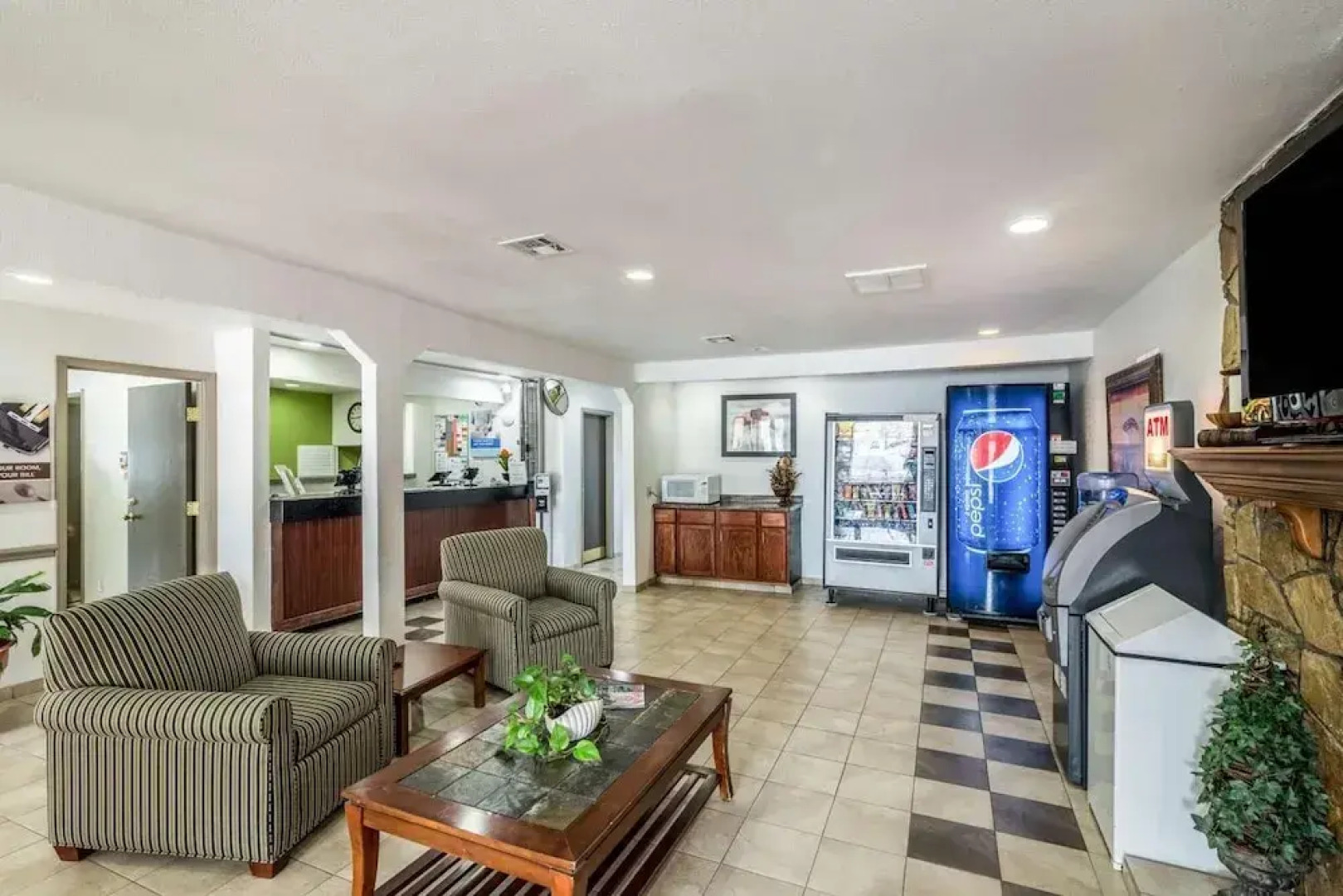 Studio 6 Tulsa Fairgrounds